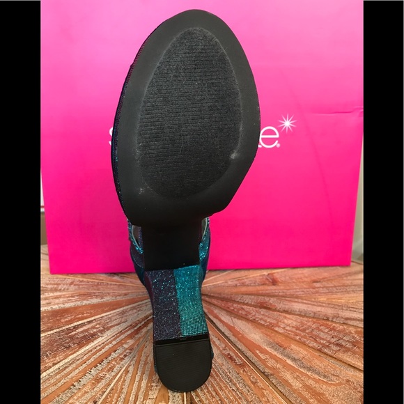 NIB Shoe Dazzle Teal Velvet Platform Sandals - Picture 6 of 12